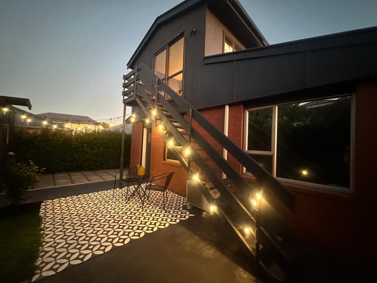 Beckenham Studio On Tree Lined Street Christchurch Buitenkant foto