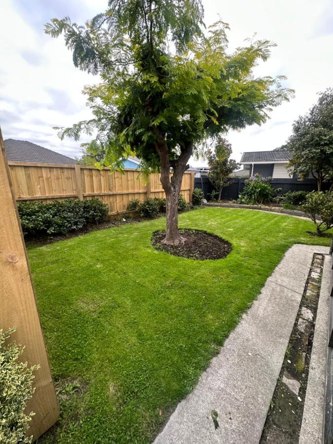 Beckenham Studio On Tree Lined Street Appartement Christchurch Buitenkant foto